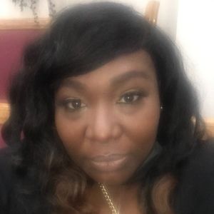 Meet your Posher, Ebony